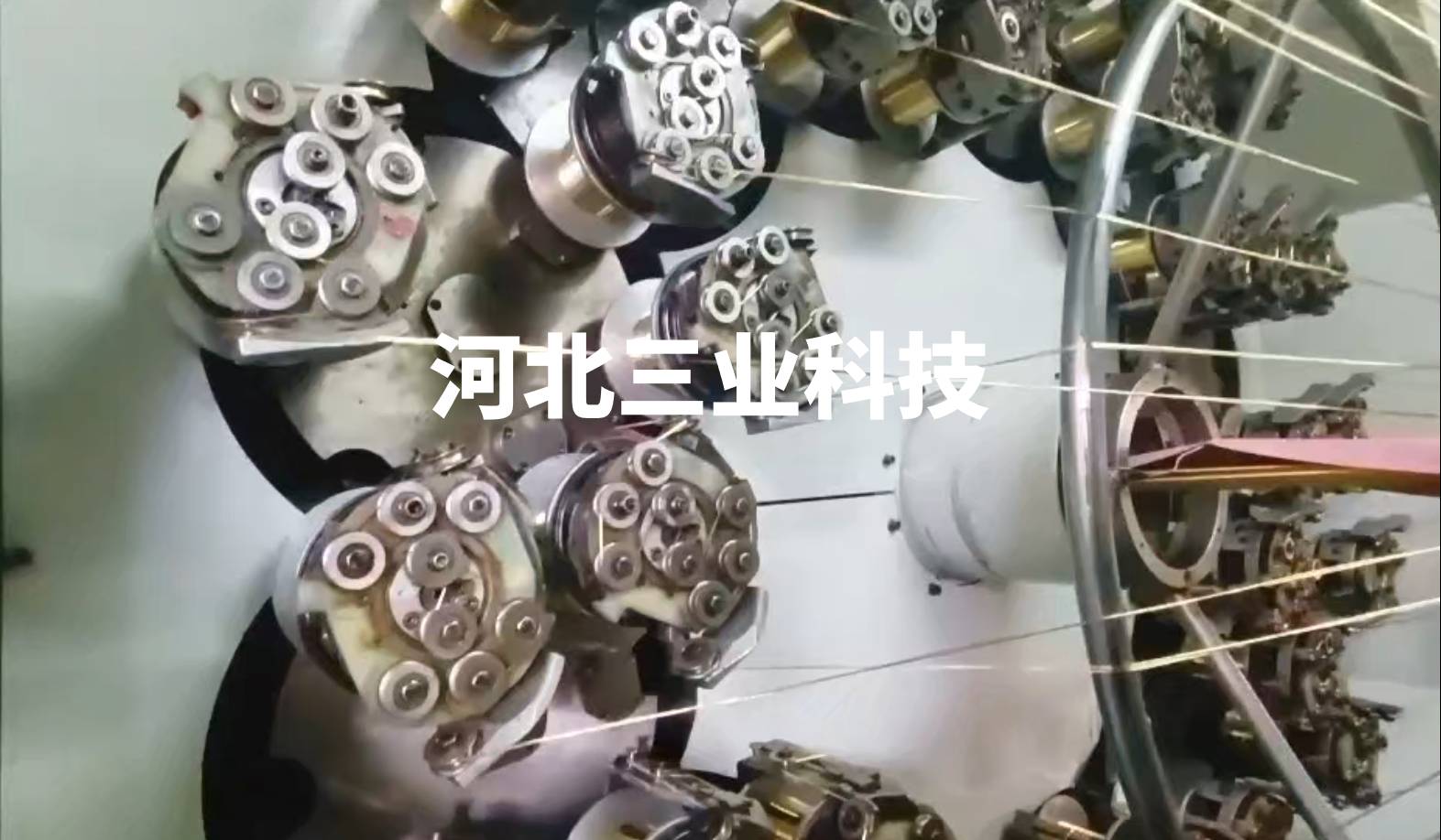 高压钢丝缠绕胶管的使用及特点详细介绍